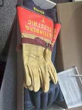 White Rubber Class 2 20kV Insulating Gloves Size 10 w/ Protectors