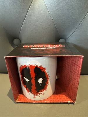 Marvel Deadpool Pyramide Tasse Neu