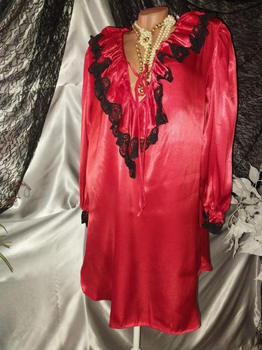 VTG SATIN SHINY IMPORT FABRICS SISSY RUFFLES POETS ANNASTAISA FRILLY BABYDOLL 48 - Picture 7 of 15