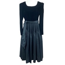 Vintage Womens M 90s Black Velvet Dress Midi Velvet Vamp Cocktail Party Goth