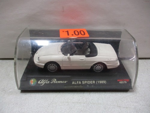 Newray 1989 Alfa Romeo Spider 1/43