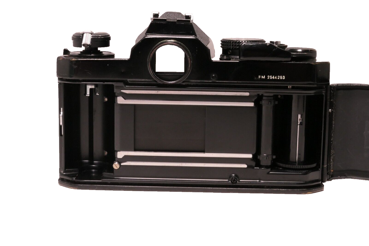 Nikon FE SLR film camera W/Micro Nikkor Nippon Kogaku 55mm Lens | eBay