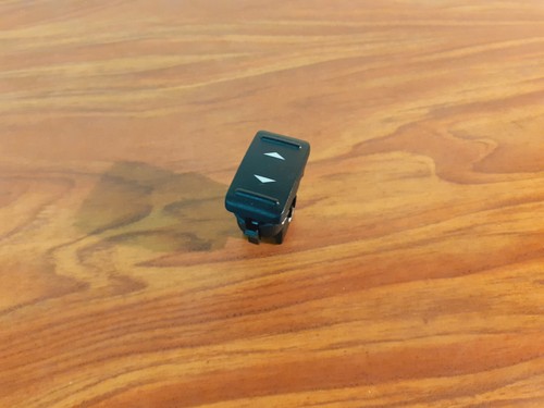 Bouton De Lève-vitre Ford - Référence 95AG14529BA / 3207P-70 - Marque POLCAR - Neuf En Boîte