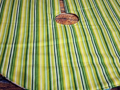 Handmade Mini 19" Christmas tree skirt Pokemon pikachu Evee Jigglypuff Squirtle - Bild 6 von 6