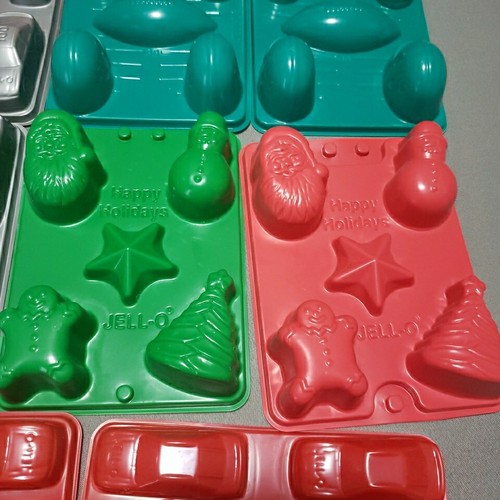 9 Jell-O Jiggler JellyBean Molds Nas-car Christmas-Shots Shooters Santa Snowman - Picture 6 of 7