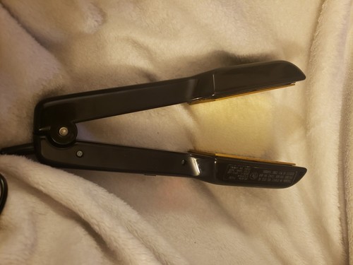 Gold N Hot Two Inch Wide Professional Ceramic Hair Straightening Flat Iron EUC - Picture 2 of 3