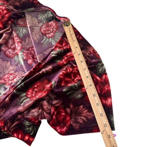 Forever 21 Velvet Wrap Dress Womens Plus Size 3X Red Floral Romantic Fairy - Picture 11 of 13