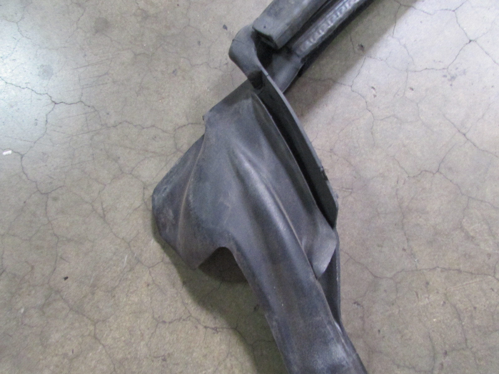 Lamborghini Gallardo, RH, Right Outer Glass Scraper, Used, P/N 400837912
