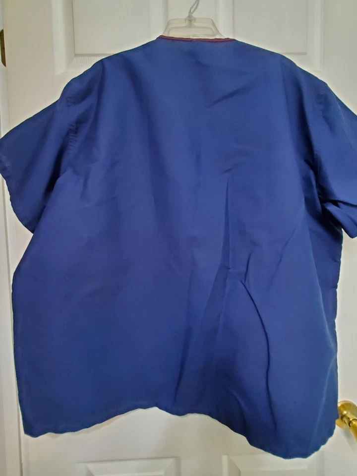 Medline Scrub Top Size 2X/XXL-Navy w/Wine Trim &1 Chest Pocket Chest 30.5"/L 31" - Image 2 of 4