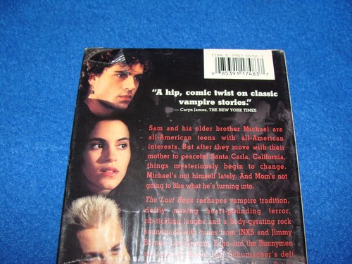 VHS Tape (1987) The Lost Boys 1998 Warner Home Video Hollywood Video Store Seale - Imagen 7 de 15
