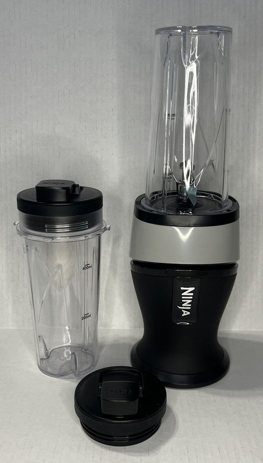 NINJA QB3001SS 700 WATTS FIT BLENDER WITH 2 16OZ CUPS & RECIPE