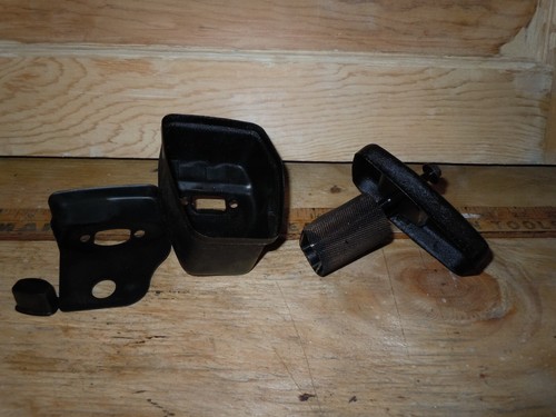 Conjunto completo de silenciador de una motosierra Craftsman modelo 358.352680 2.6ci - Imagen 2 de 4