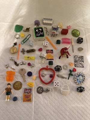 Junk Drawer Lot Trinkets Treasure Odds & Ends, Vintage To Now lot 3