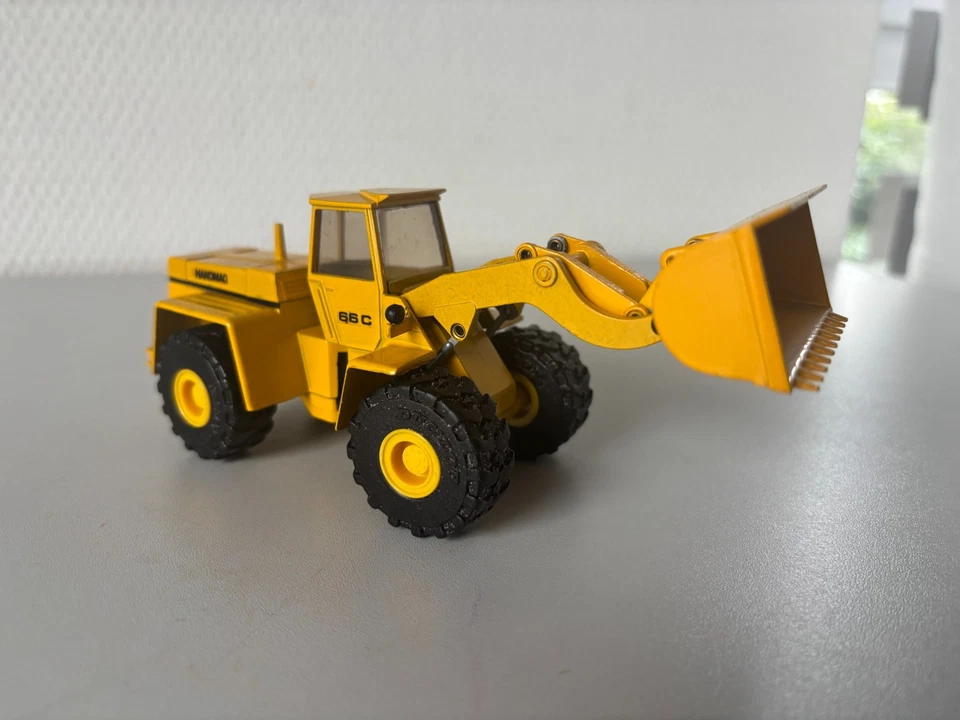 Hanomag Radlader 66C in gelb Cursor #569 1:50 Top Zustand - Bild 4 von 4