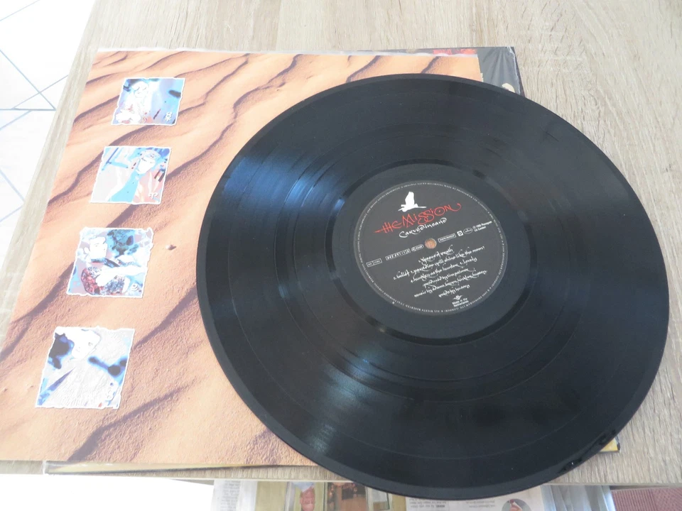 MISSION vinyl aus Sammlung CARVED IN SAND in Folie aber geöffnet - Bild 4 von 4