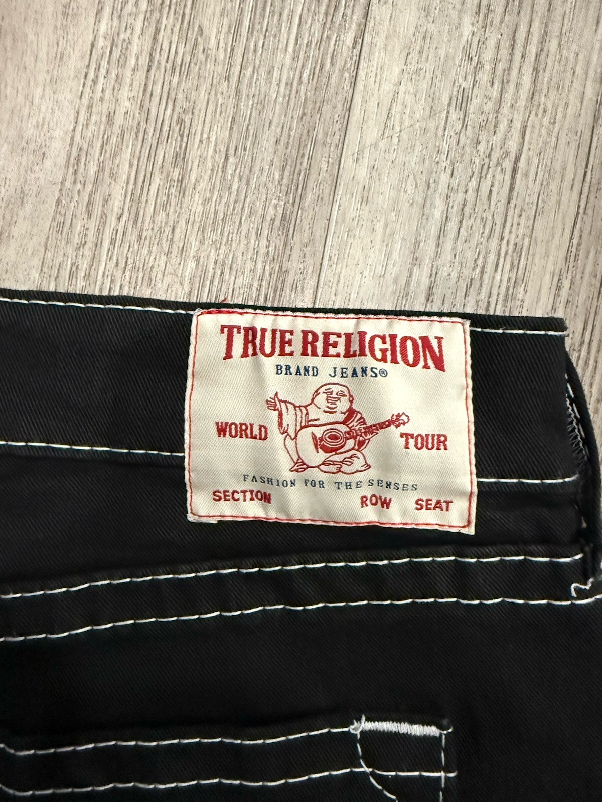 True Religion Big T Raw Hem Black Denim Men's Shorts Contrast Stitching Jeans thumbnail 4