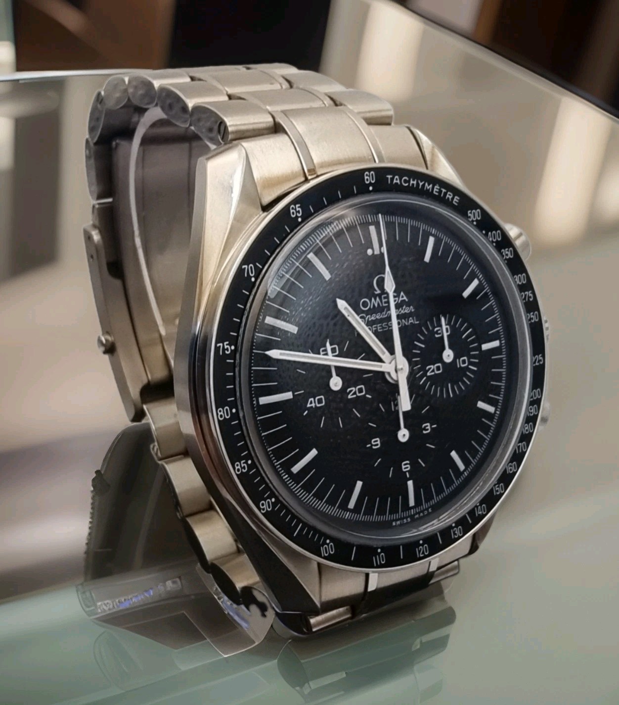 OMEGA Speedmaster Moonwatch Professional