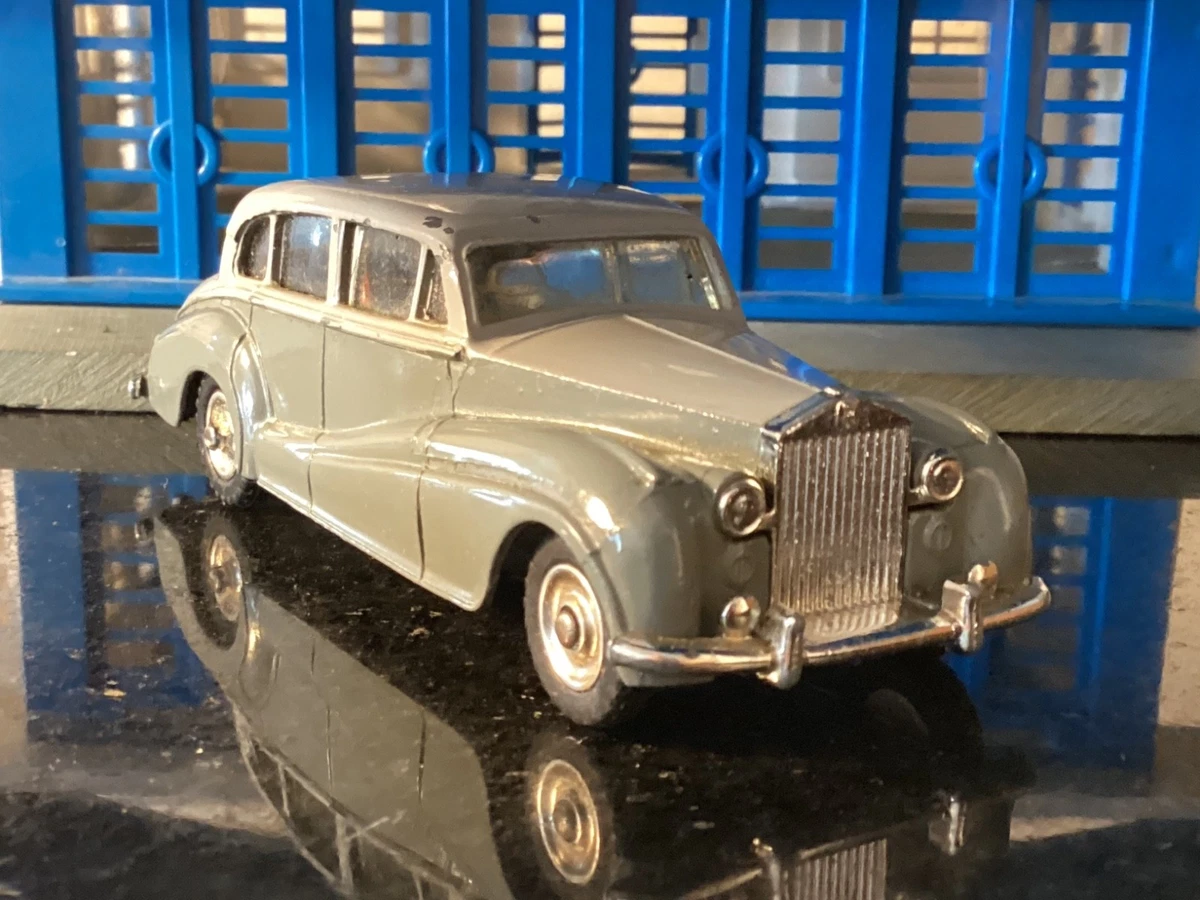 Dinky Rolls-Royce Silver Vintage Manufacture Diecast Cars, Trucks