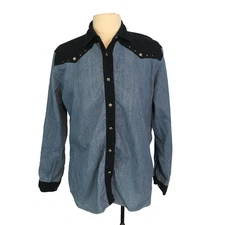 Wrangler Blue Womens Denim Long Sleeve Button Front Shirt with Metal Accents, L