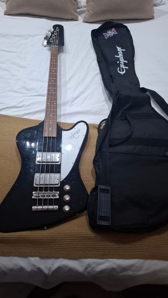Epiphone 60's Thunderbird Ebony + Soft Case