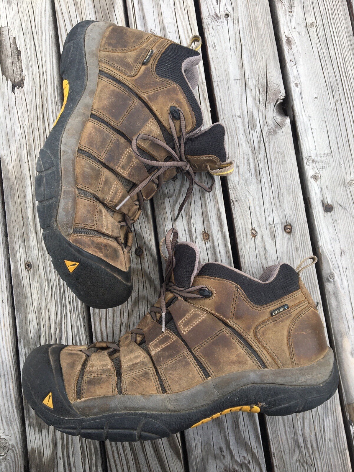 KEEN Stivali da trekking marroni in pelle impermeabili scarpe da trail walking taglia 13 da uomo