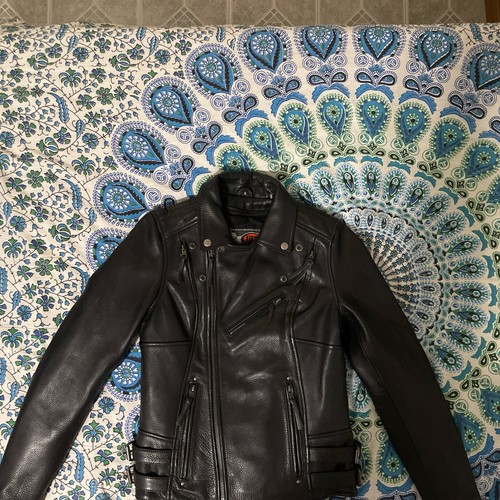 First Classics Leather Biker Jacket Black Fitted Asymmetrical Women’s S - Picture 2 of 8
