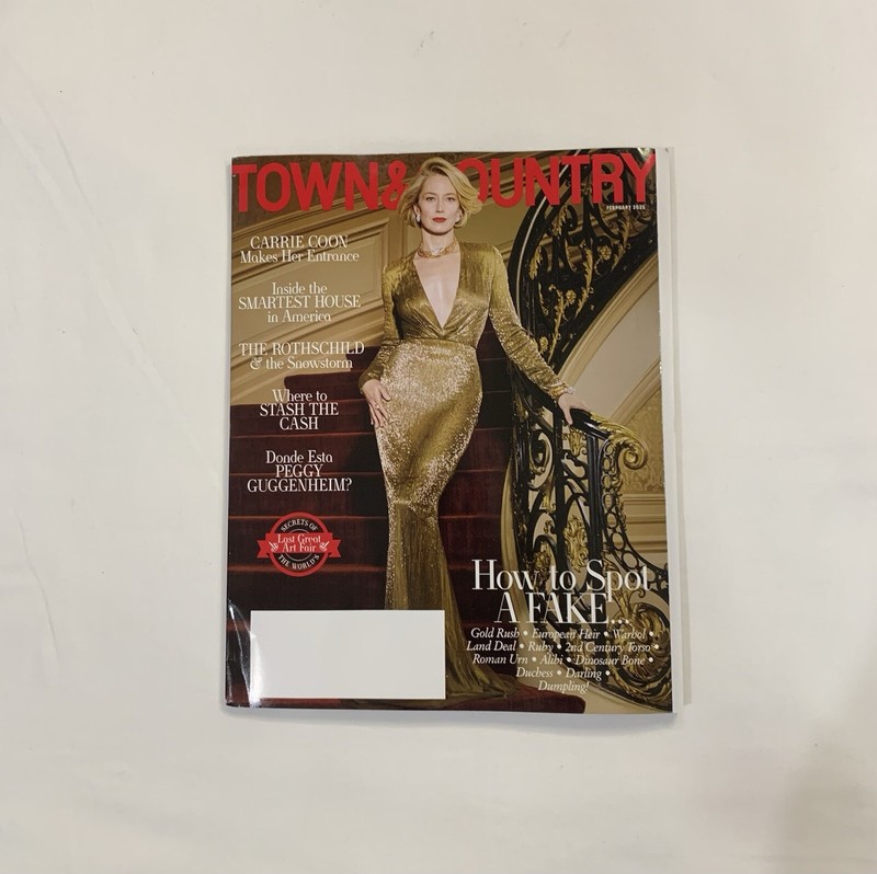 Town & Country Carrie Coon “Makes Her Entrance” Issue February 2025 Magazine