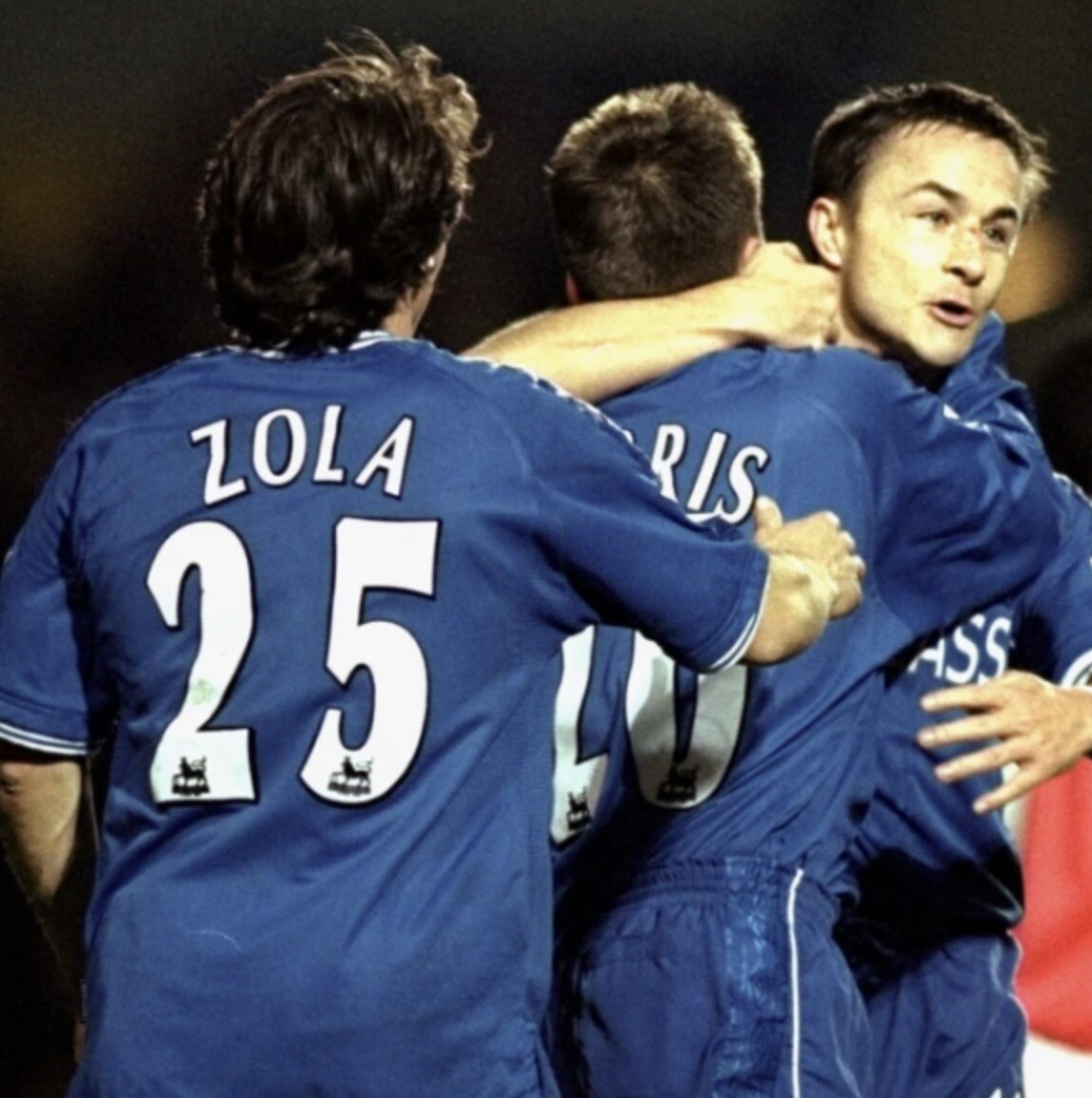 I*G様 【正規品】チェルシー　ZOLA 25 Gianfranco Zola Signed Chelsea Home Soccer Jersey #25 with