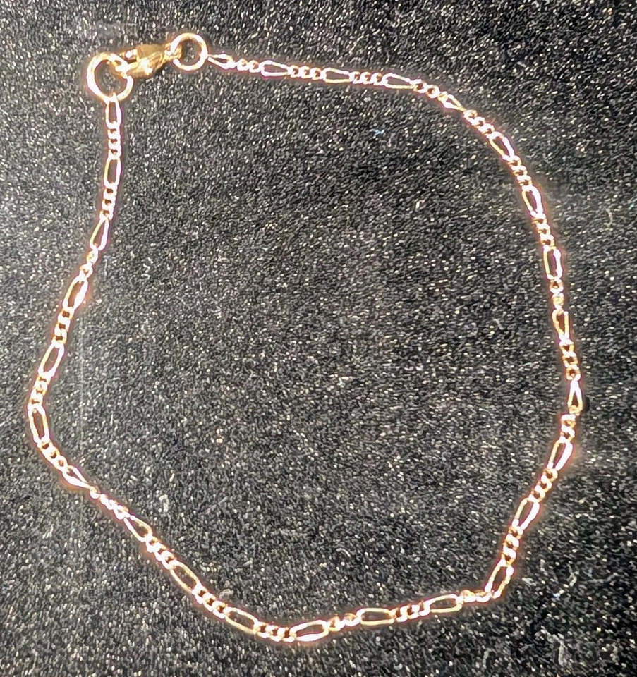 mens 14k gold figaro bracelet. 7inches - Image 3 of 3