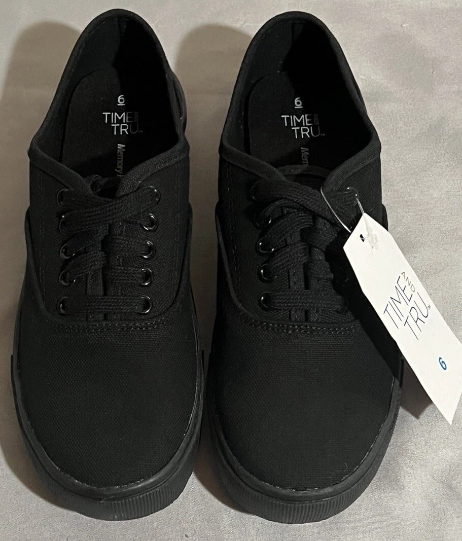 NWT Time & Tru Women Sneaker Shoe Canvas Lace Up Low Casual Shoes Black Size 6