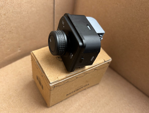 Original VW Tiguan II  AD Außenspiegel Passat Knopf Schalter 3G0959565