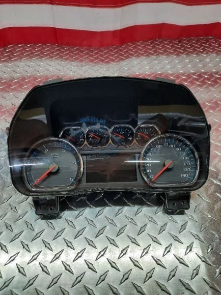 2018 Chevy Silverado 2500 Instrument Cluster 141K Miles P/N 84390806 Tested OEM - Image 2 of 4