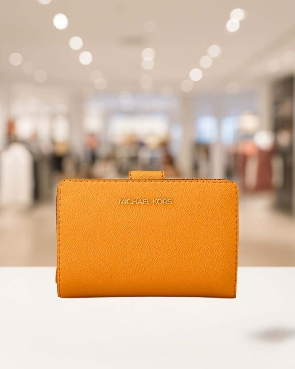 Michael Kors Jet Set Medium Crossgrain Leather Bifold Zip Wallet