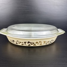 Vintage Pyrex Golden Acorn Leaf Divided Casse...