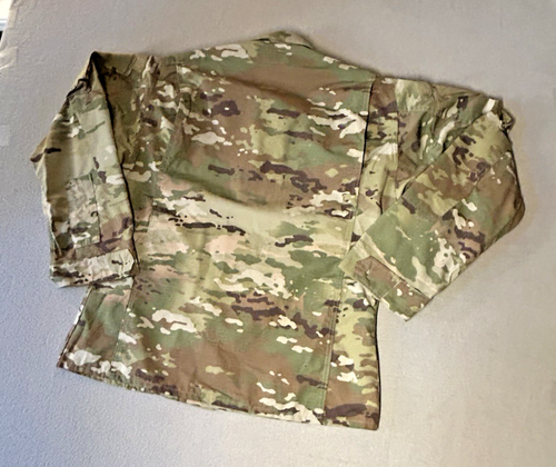 US ARMY Combat Uniform Ripstop Coat OCP Camo Medium Regular NEW - Picture 2 of 8