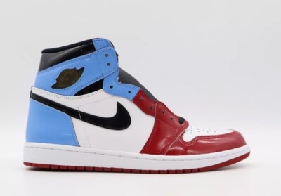 Nike Air Jordan 1 Retro High OG Fearless UNC Chicago Size 9.5 CK5666-100 3 4 11