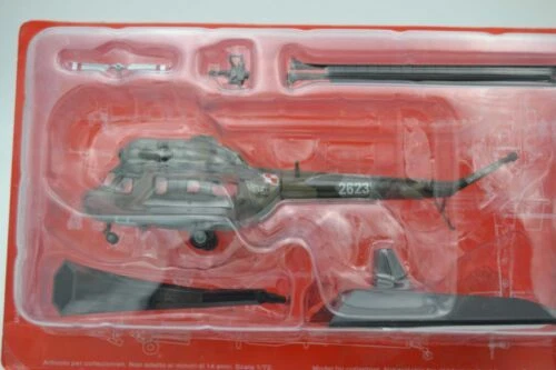 Modellini statici Elicottero militare scala 1:72