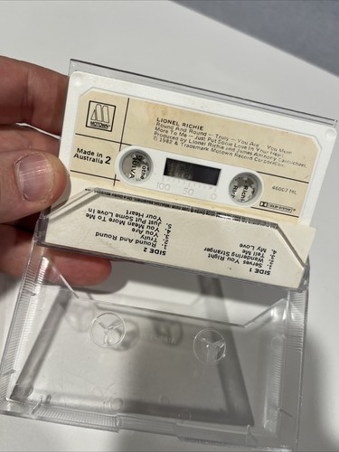 LIONEL RICHIE - LIONEL RICHIE CASSETTE TAPE - Picture 3 of 3