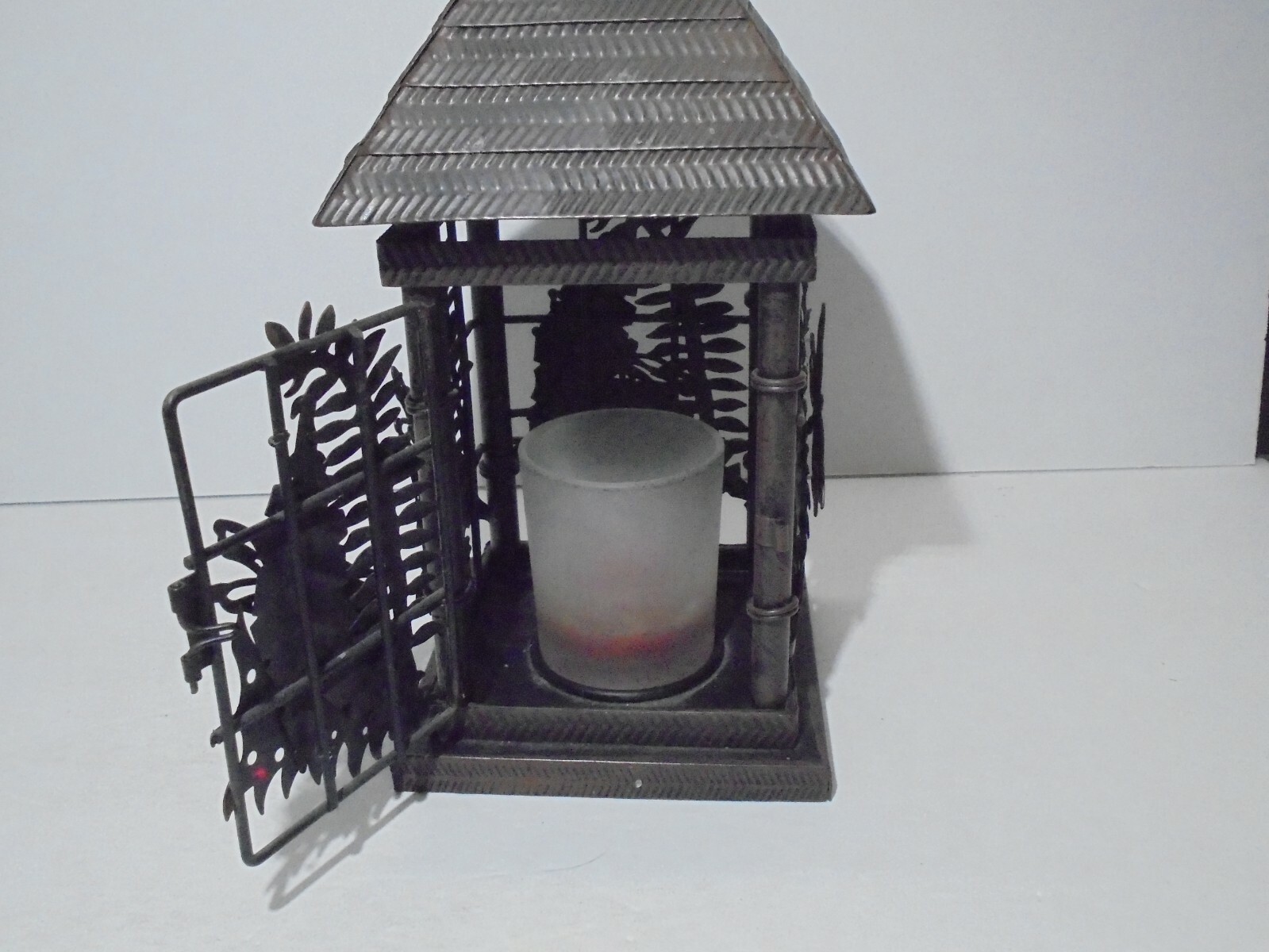 Yankee Candle Bamboo Lantern Brown Metal Tropical Dragonfly Candle