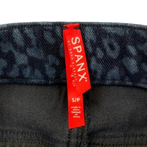 Spanx Women's Blue Animal Print JEAN-ISH Ankle Leggings, Size Small (2-4) - Picture 9 of 9