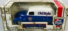 ERTL Collectibles Heileman's Old Style 1951 GMC Truck Die-Cast Metal Bank 1995