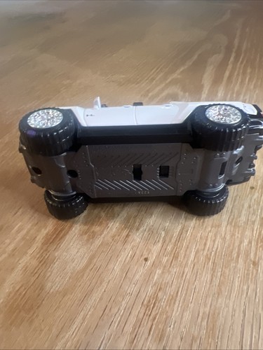 Mattel Hot Wheels Pull-Back Speeders GMC Hummer Blanco - 2022 - Imagen 4 de 8
