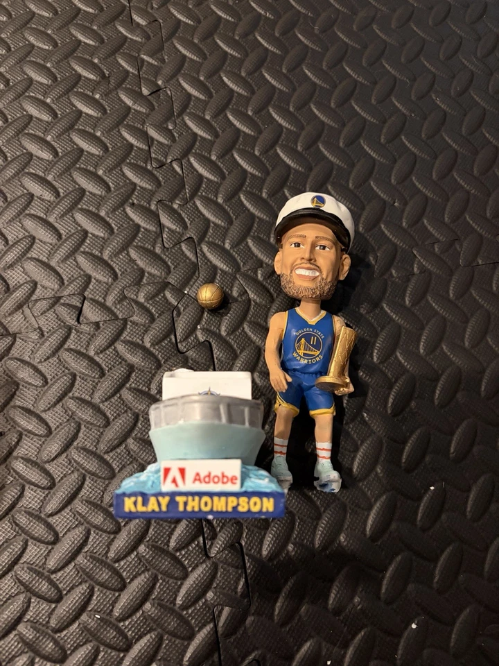 Raro con caja Captain Klay Thompson 2023 Bobblehead Golden State Warriors curry Foto 3 de 4