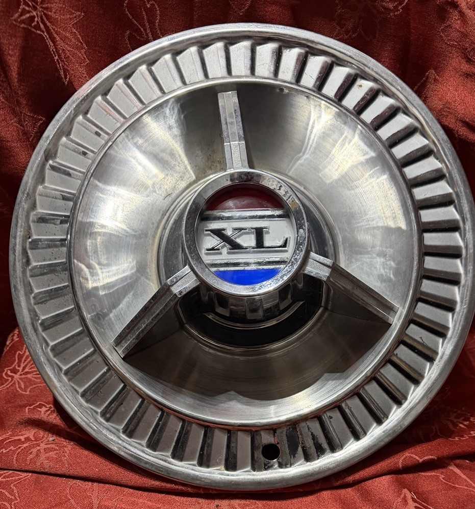 1964 Ford Galaxie XL Hubcap 14