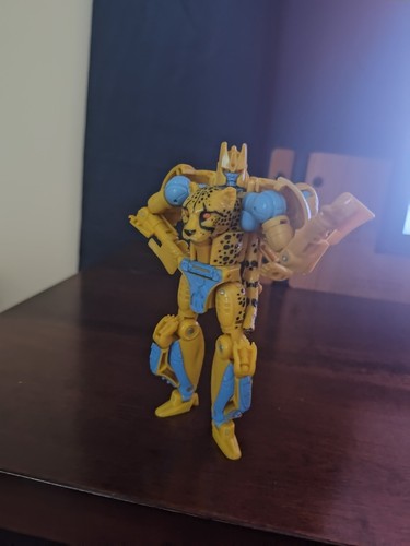 Transformers Kingdom Cheetor - Picture 2 of 5