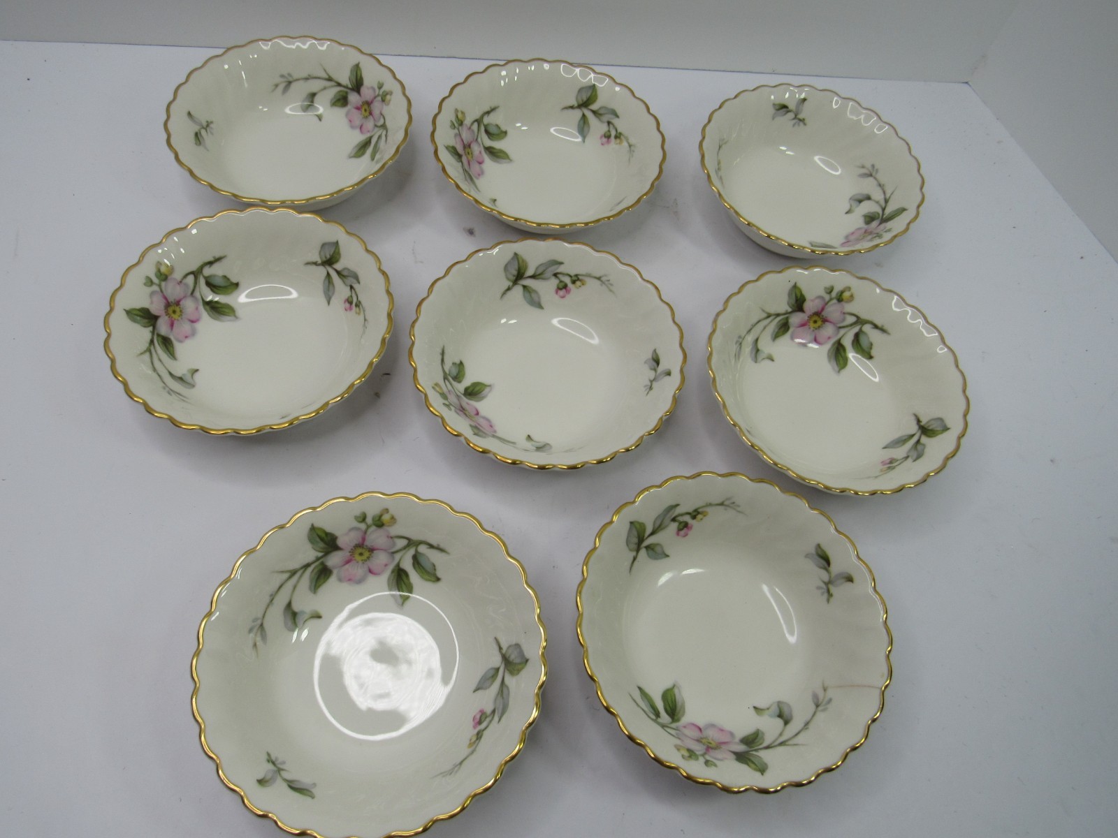 8-Vtg Syracuse China Berry Dessert Bowls Apple Blossom Pattern Gold Trim USA