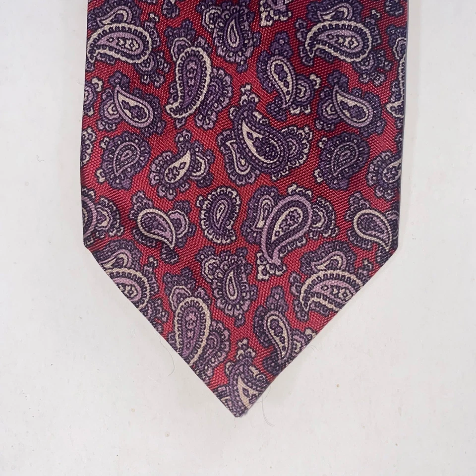 Corbata Ketch Borgoña Paisley Patrón Negocios Carrera Corbata Clásica Foto 4 de 4