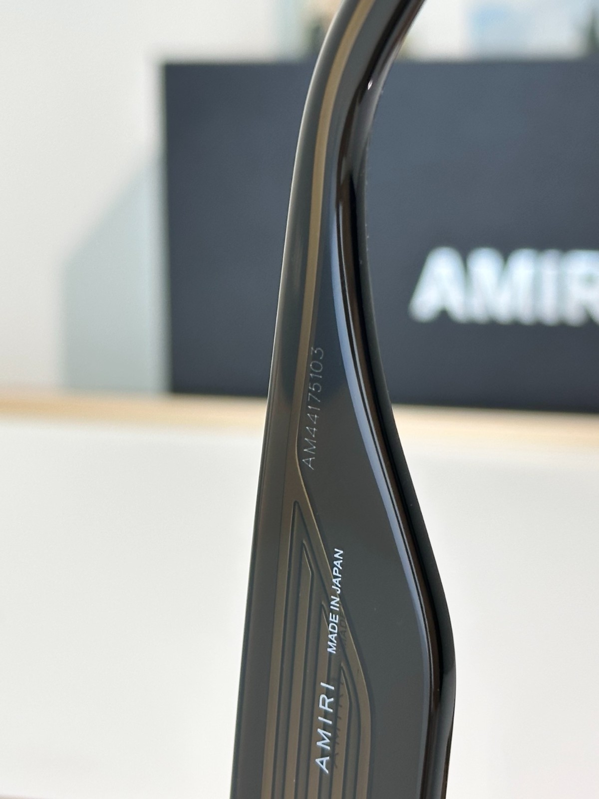 AMIRI Fashionable men sunglasses size 59-18-148