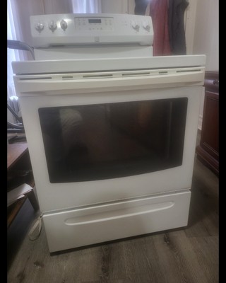 Kenmore Electric Range with Oven and Control Panel