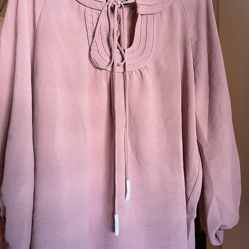 Dennis Basso Rose Pink Woven Tunic Blouse XL Tie Neck Textured NWOT - Picture 2 of 7
